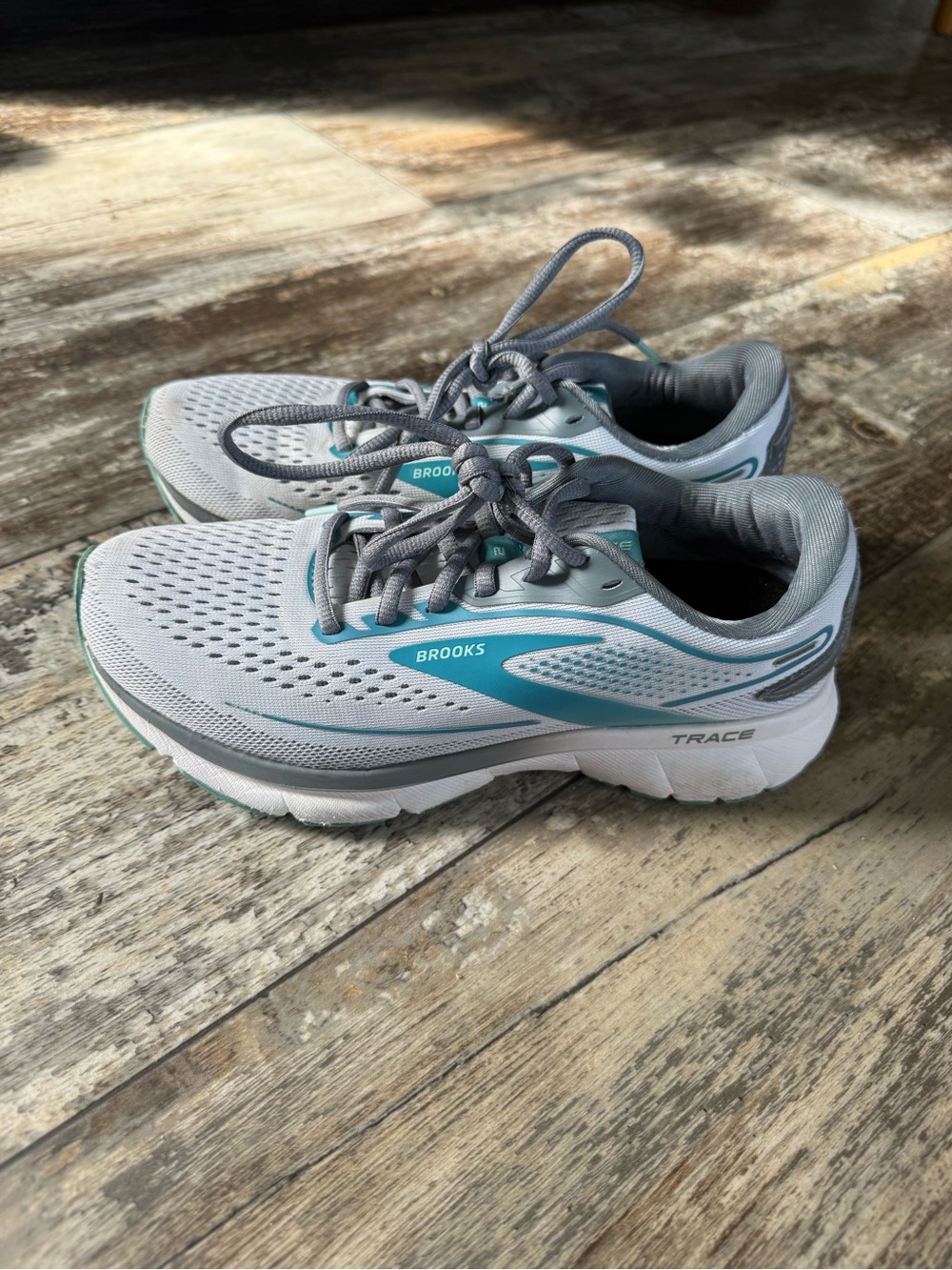 Brooks trace 2 neutral teal/ gray Running Shoes - 6.5